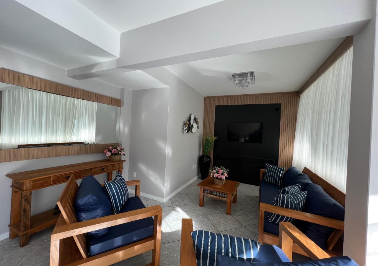 Ilha Hotel *